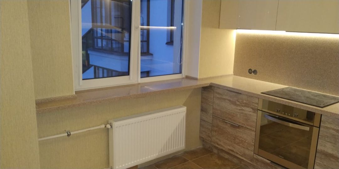 Кухонная столешница из камня на заказ в СПб
